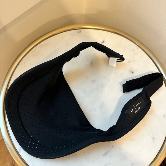 Nike Perforated Dri-fit Visor - Picture 2 of 4